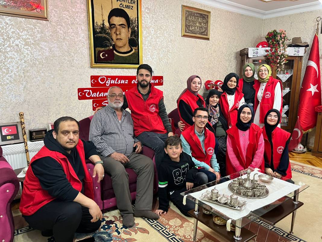 Şehrin Çocukları, 600 çocuğun yüzünü güldürdü 8