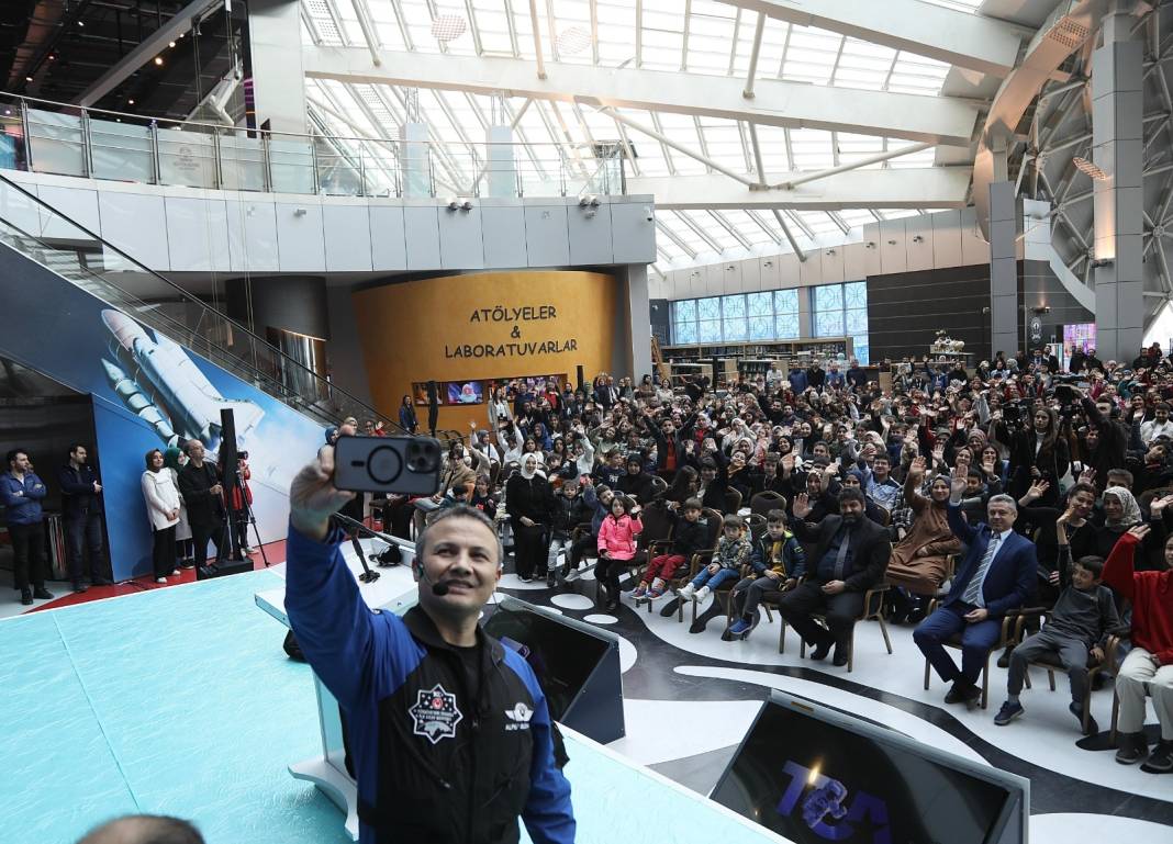 Konya Büyükşehir Belediyesi Konya Bilim Merkezi yüzbinlerce bilim meraklısını ağırladı 3