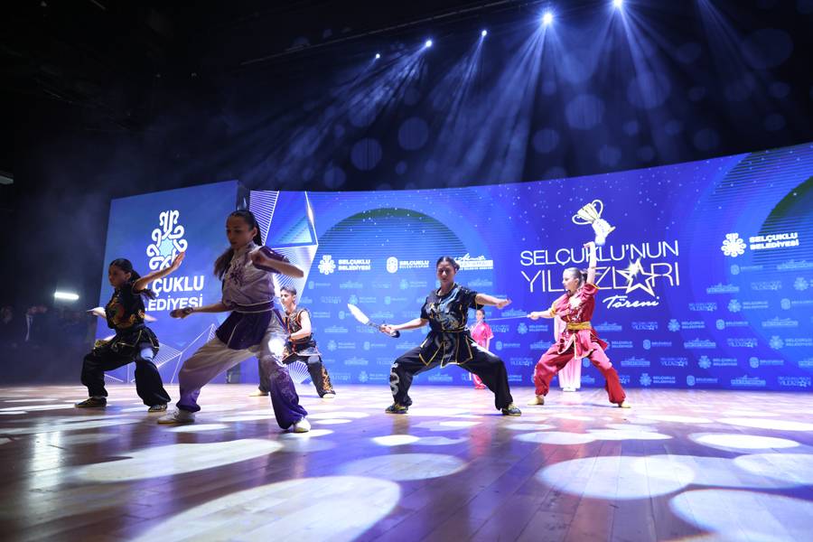 Selçuklu’nun Başarılı Sporcuları Ödüllendirildi 13
