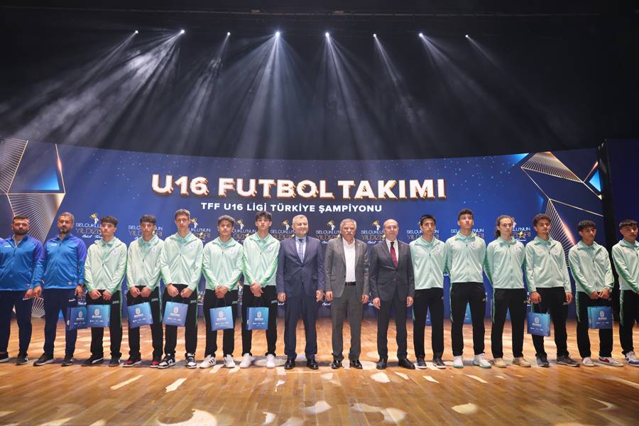 Selçuklu’nun Başarılı Sporcuları Ödüllendirildi 14