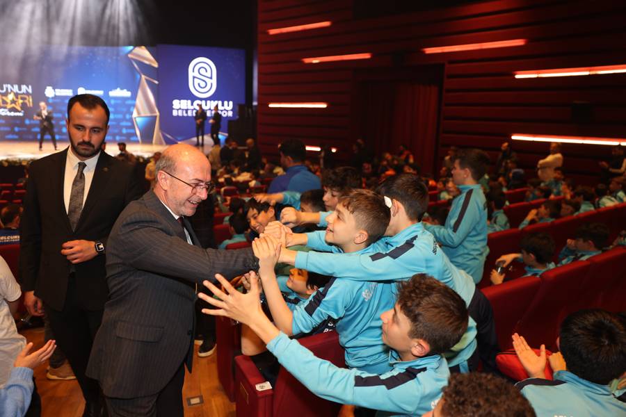 Selçuklu’nun Başarılı Sporcuları Ödüllendirildi 20