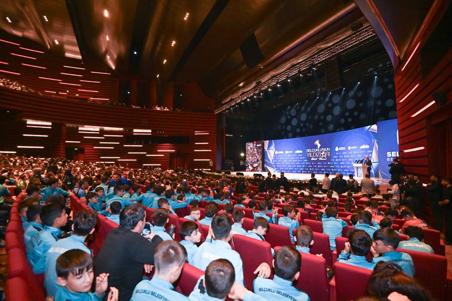 Selçuklu’nun Başarılı Sporcuları Ödüllendirildi 46