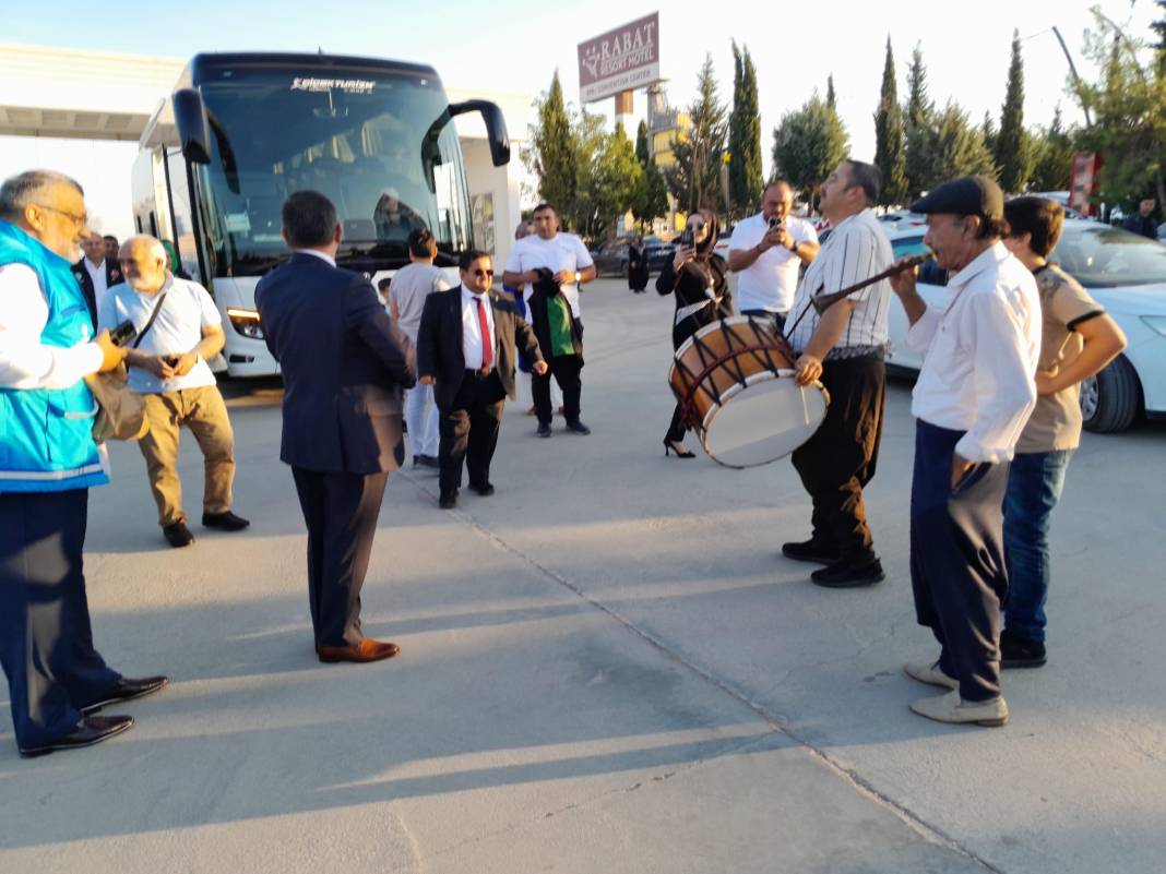 Konya yine başardı! Adıyaman'da 100 çiftin daha yüzü güldü 2