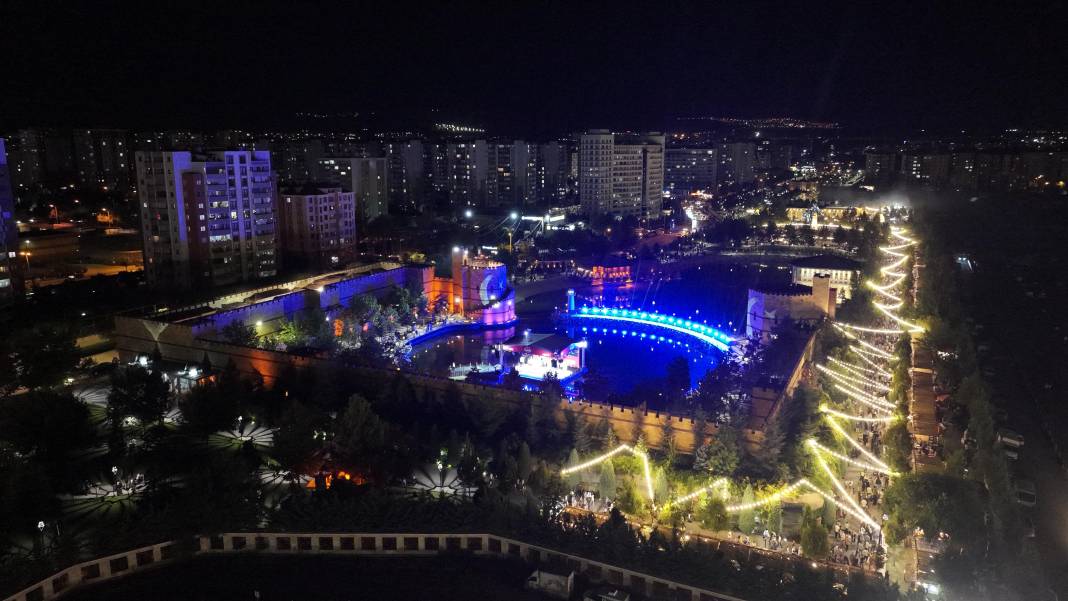 Konya'da devam eden bu festival yoğun ilgi görüyor Yarına kadar sürecek 2