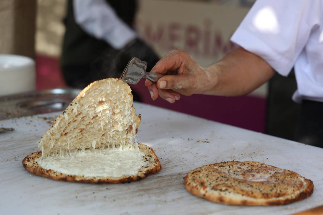 Konya'da devam eden bu festival yoğun ilgi görüyor Yarına kadar sürecek 6