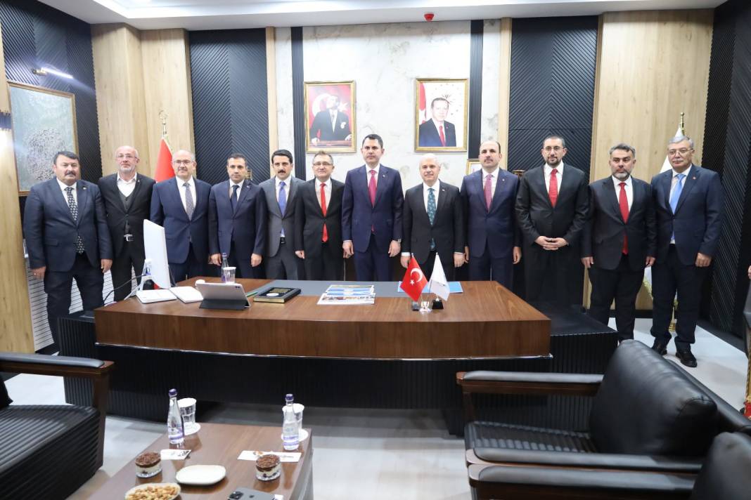 Bakan Murat Kurum'a Karapınar'da sevgi seli 10