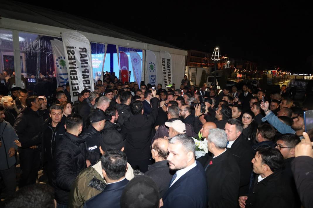 Bakan Murat Kurum'a Karapınar'da sevgi seli 16