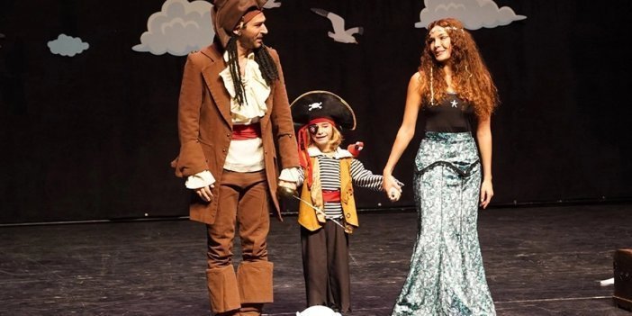 Gizli Bahçe 4. Bölüm Tek Parça Full İzle! GİZLİ BAHÇE 4. BÖLÜM FULL İZLE LİNKİ