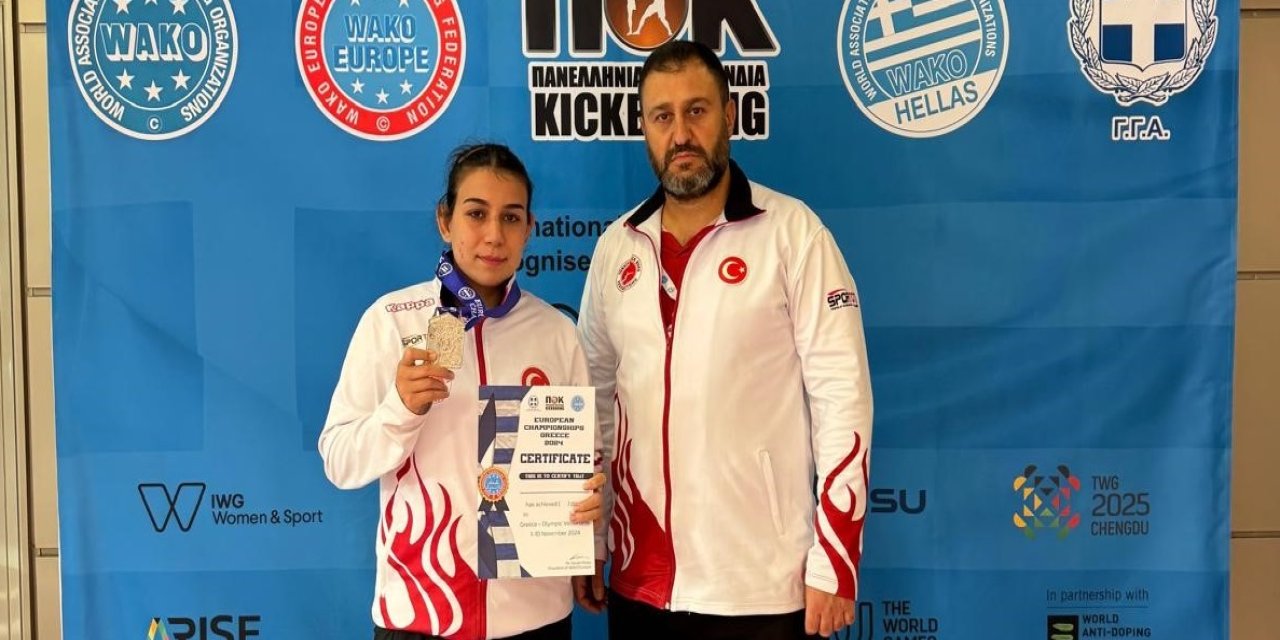 Meram Belediyesporlu sporcuya Avrupa Şampiyonası’nda gümüş madalya