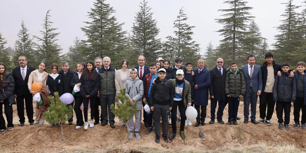 Konya'da 4 milyon fidan toprakla buluştu