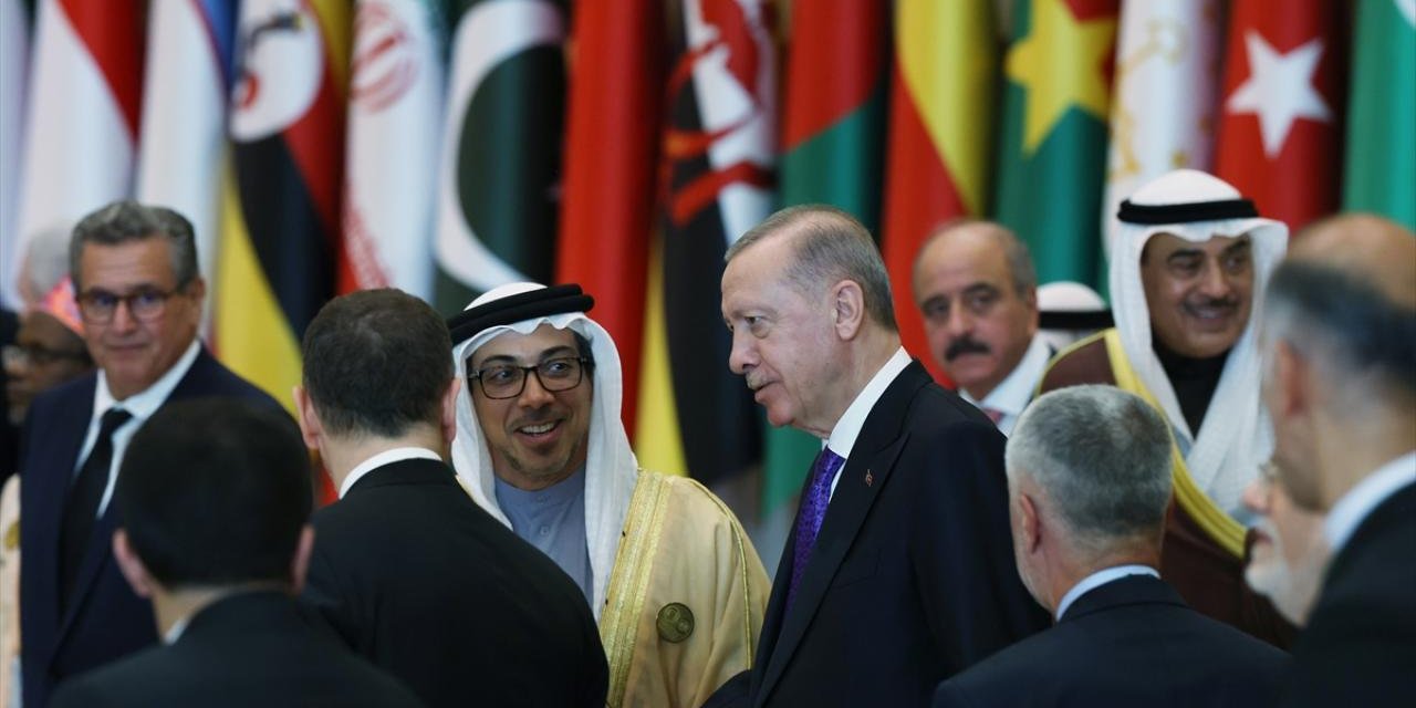 "Müslüman ülkeler tepki göstermekte yetersiz kalmıştır"