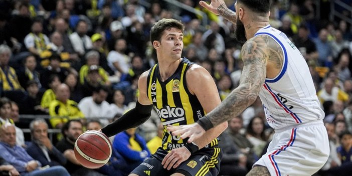 İlk yenilgisi mi? Anadolu Efes Fenerbahçe Beko maçı kaç kaç bitti?