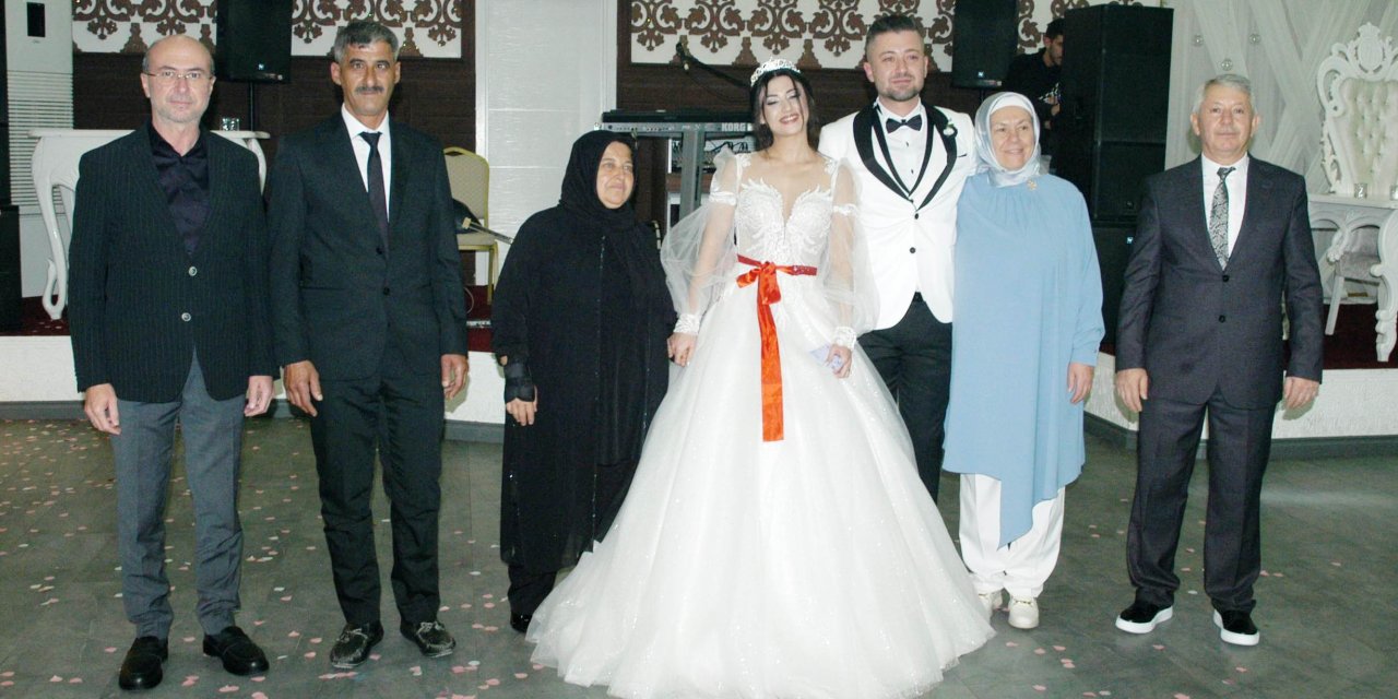 Selçuklu Belediyesi Nikâh Müdürü Yağcı, oğlunu evlendirdi