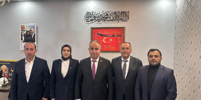 Yunak halkından MHP Heyetine yoğun teveccüh