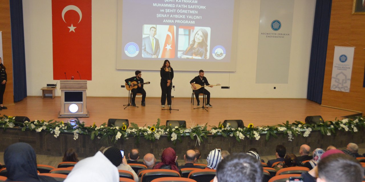 NEÜ’de şehit kahramanlar dualarla anıldı