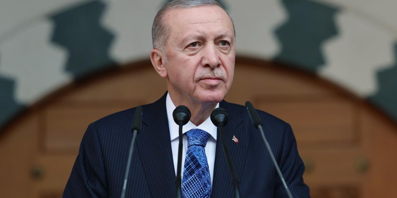 Erdoğan'dan asgari ücret açıklaması: Kimseyi enflasyona ezdirmeyeceğiz