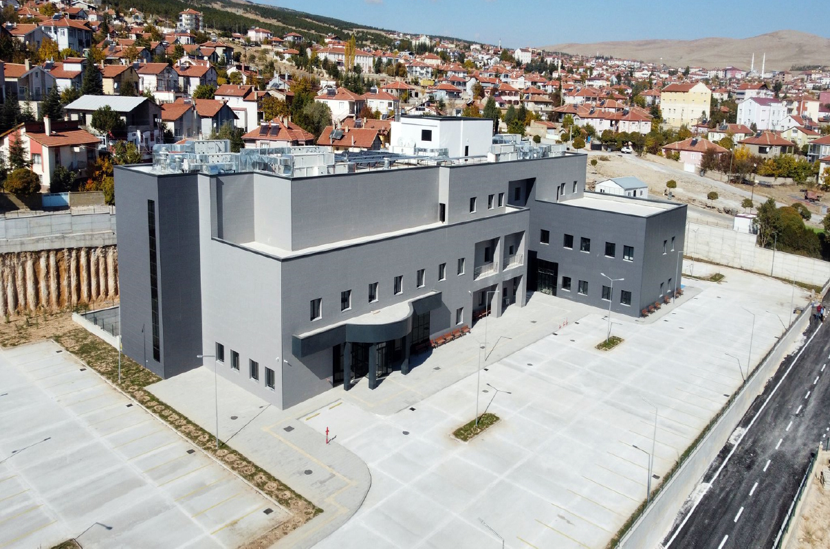 Konya'da sağlık yatırımları aralıksız devam ediyor! Konya'ya yeni sağlık tesisi