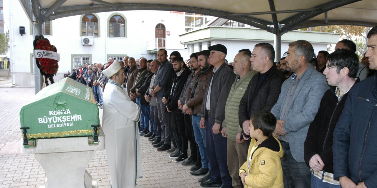 Selçuk Ecza Deposu Konya Şube Müdürü Çelik’in acı günü