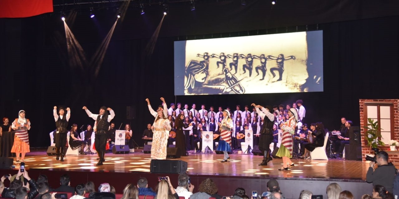 Konya'da 24 Kasım Öğretmenler Günü kutlandı