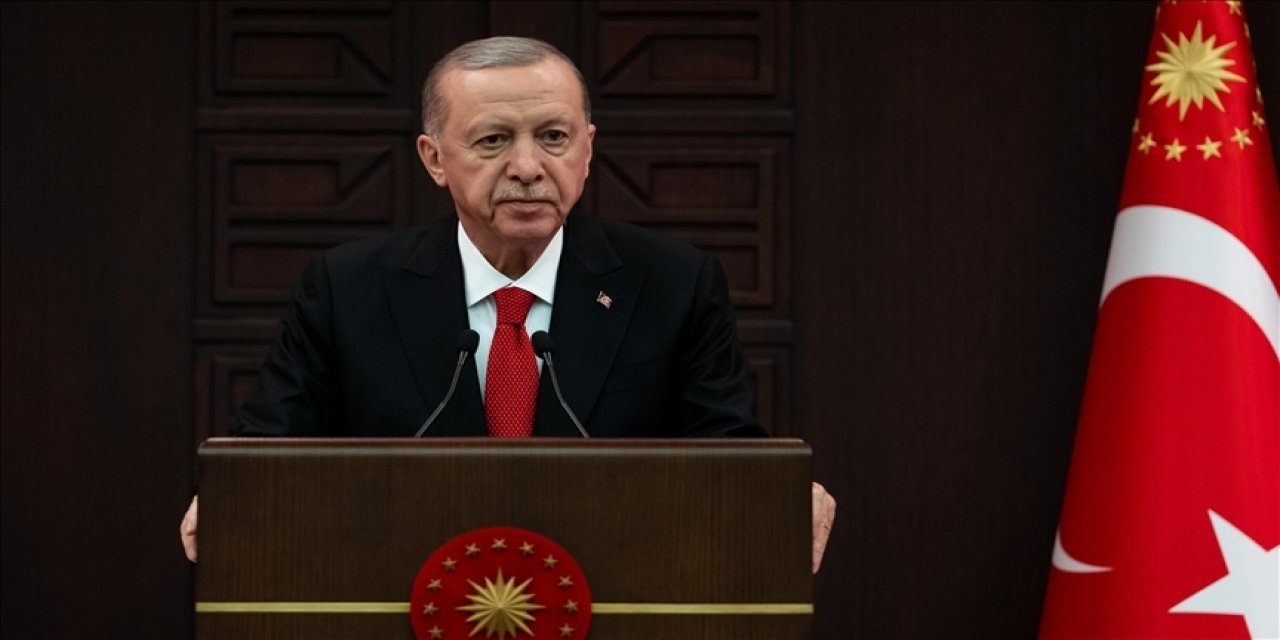 Erdoğan: Şehit öğretmenlerimizin aziz hatıraları her zaman yüreğimizde