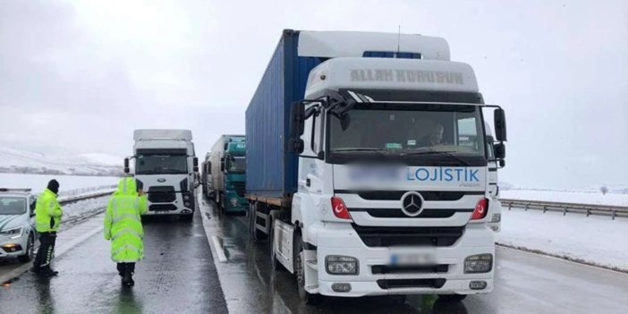 Konya bağlantısı kapanan yol yeniden ulaşıma açıldı