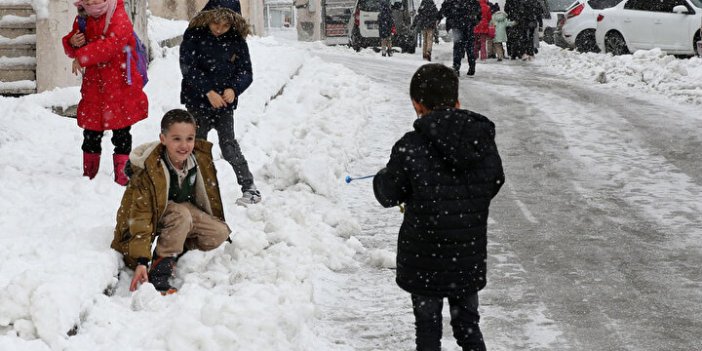Erzurum'da 28 Kasım Perşembe (yarın) okullar tatil mi?