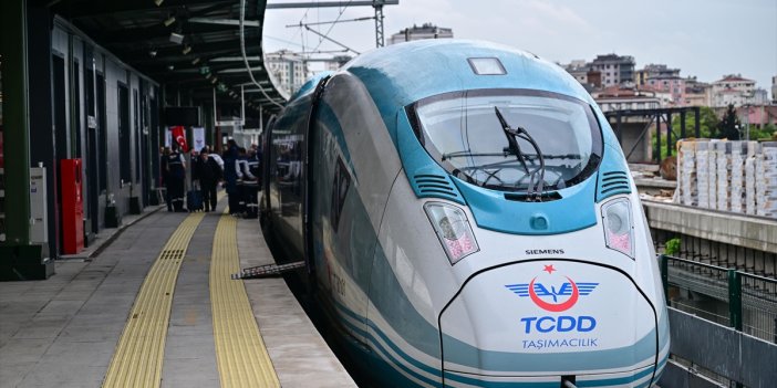 İstanbul-Sivas aktarmasız ekspres yüksek hızlı tren seferleri başladı