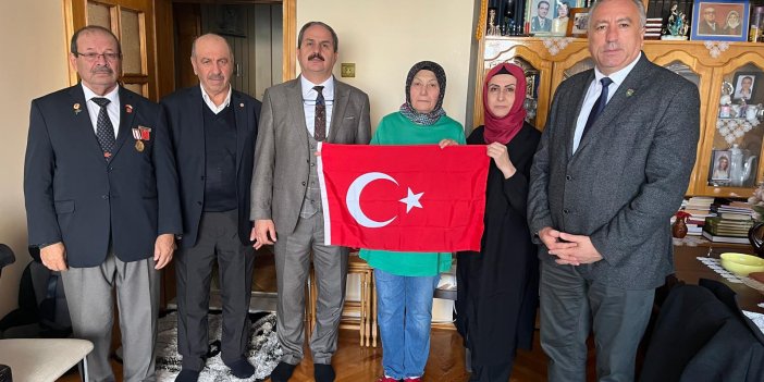 Konya'da şehit öğretmen aileleri unutulmuyor