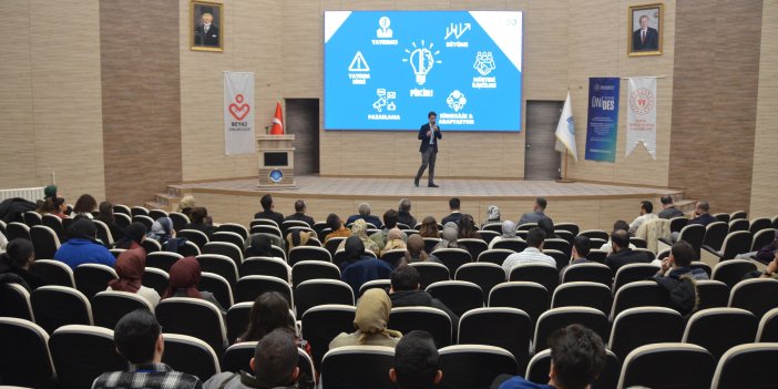 NEÜ'de “Fikirlerin Geleceğin Olsun Girişimcilik Zirvesi”