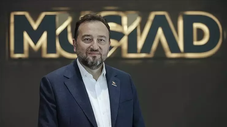 "Asgari ücret zammı yüzde yirmi beşi geçmemeli"