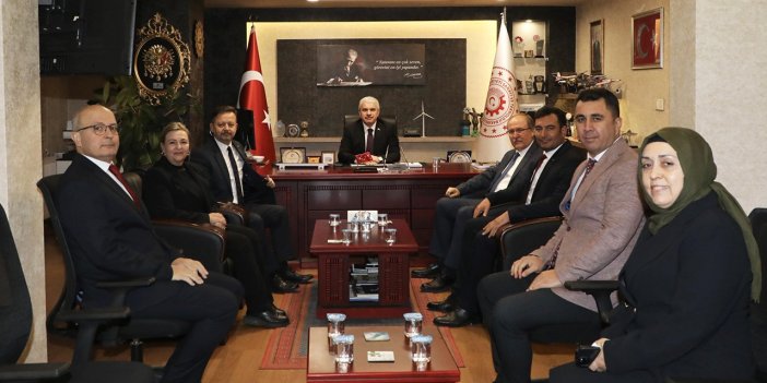 Vali İbrahim Akın, Altınekin'i ziyaret etti