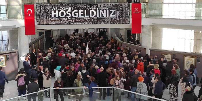 Konya'da törenlere yoğun ilgi!