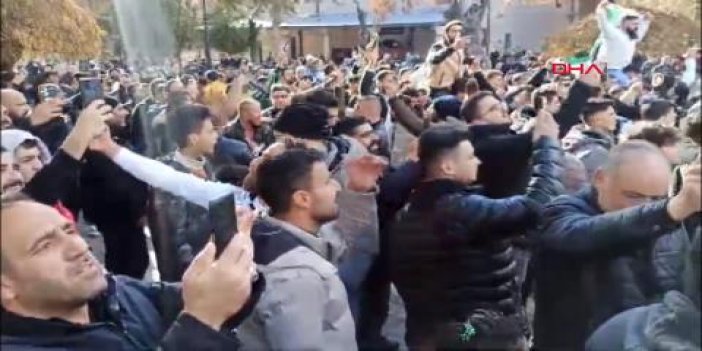 Konya'da Suriyeliler kutlama yapıyor