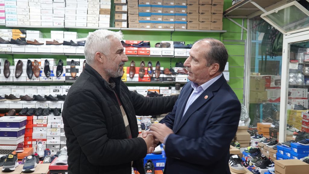 “Esnaf ve vatandaşlarımızla her fırsatta beraberiz”