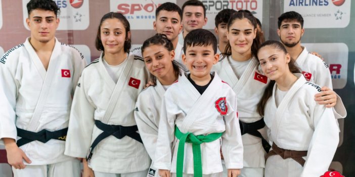 Konya Büyükşehir Belediyespor'dan büyük başarı