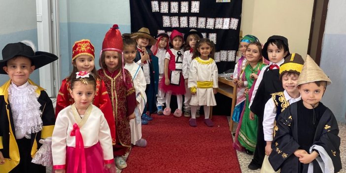 Karapınar'da anaokulu öğrencileri  sunum yaptı