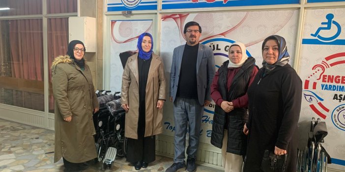 Ak Parti Meram Kadın Kollarından Gönül Gözü derneği’ne ziyaret