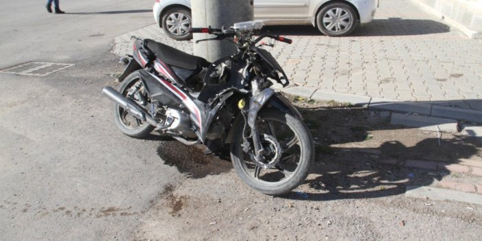 Konya'da otomobil ile motosiklet çarpıştı, 2 kişi yaralandı