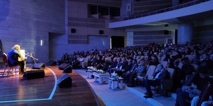 Konya'da ‘Aşkın Mızrabı’ Mest Etti