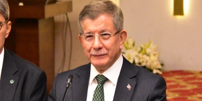 Davutoğlu Konya'da Cumhurbaşkanı Erdoğan'a teşekkür etti