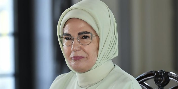 Emine Erdoğan'dan Mevlana paylaşımı