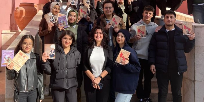 Akşehir Belediyesi Kültür Yayınlarını okuyorlar