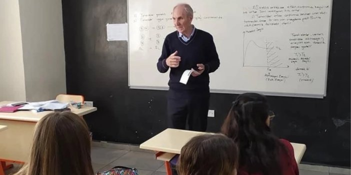 Konya yolunda tır geçişine kar engeli