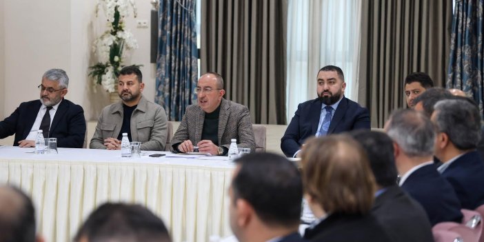 Meram'ın 2025'i konuşuldu: Kavuş: Belediyecilik vizyon işidir