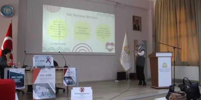 Konya'da AIDS farkındalığı konferansı