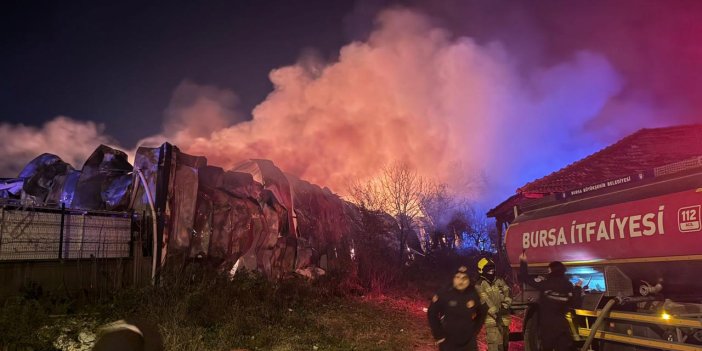 Gıda deposunda yangın