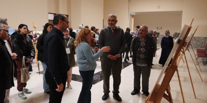 Zeki Oğuz anısına fotoğraf sergisi açıldı