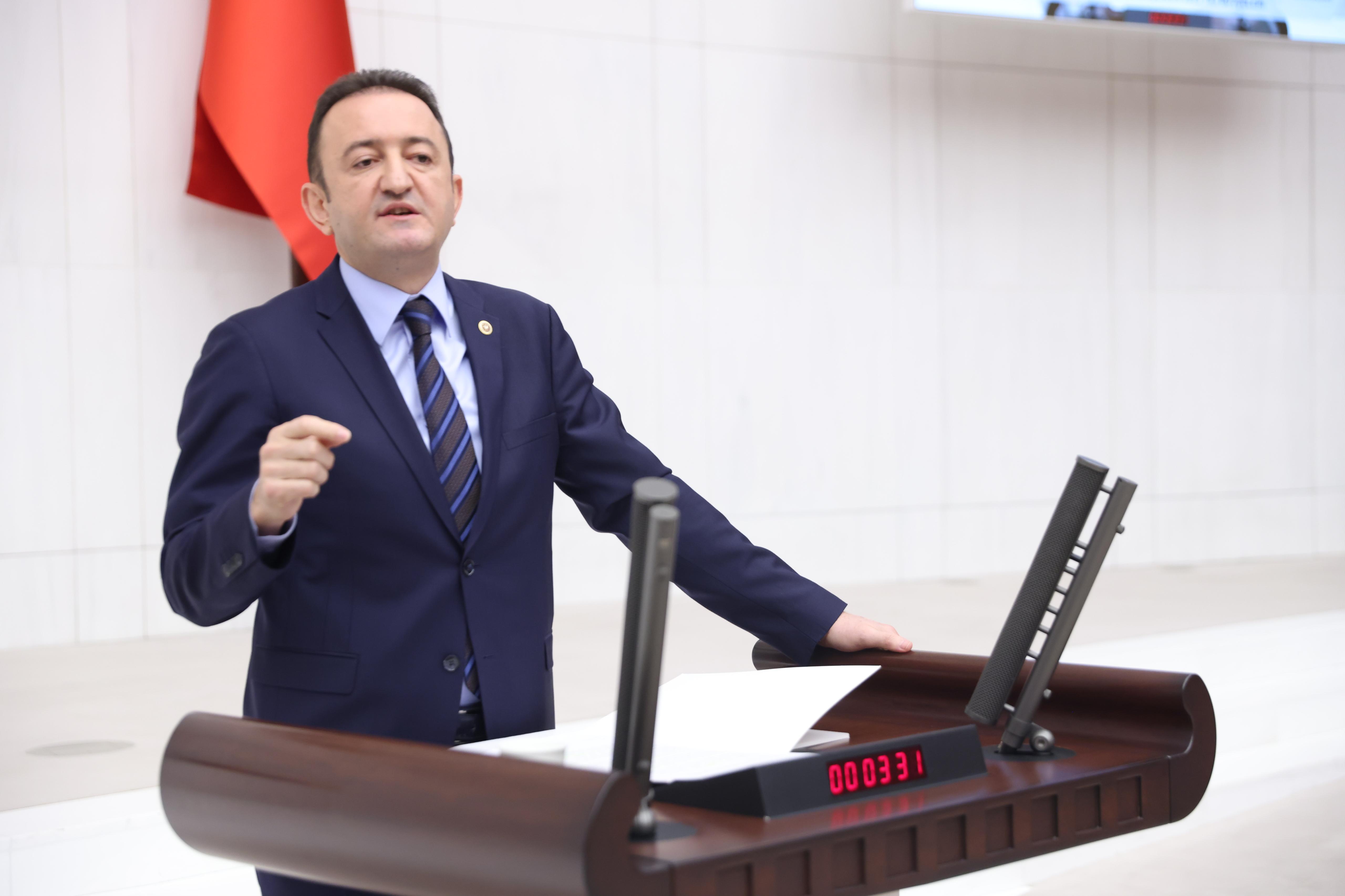 CHP’li Barış Bektaş’tan Ereğli Belediye Başkanı’na destek