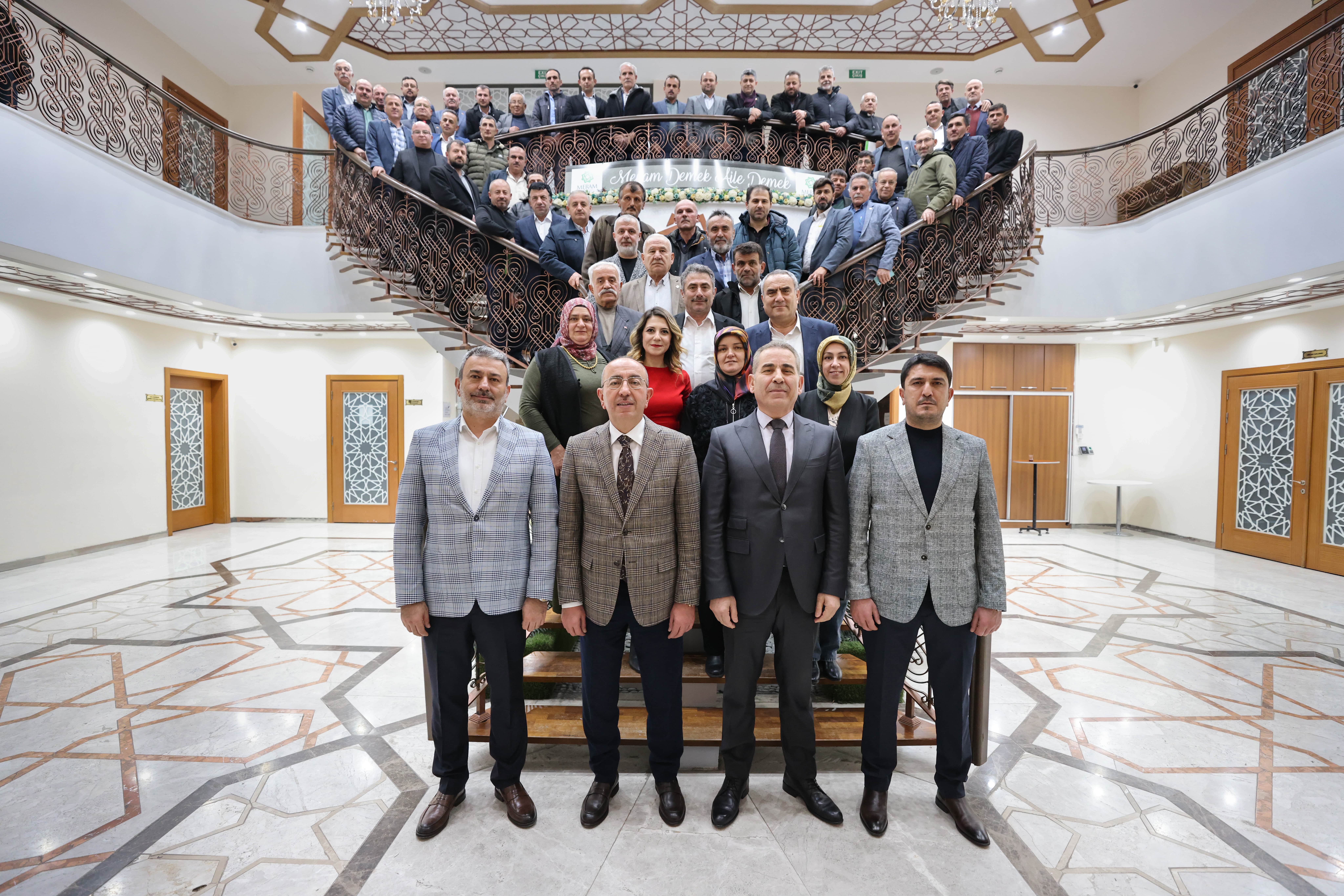 Başkan Kavuş, Meram muhtarlarıyla buluştu