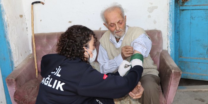 Ereğli Belediyesi’nden hane ve sağlık tarama hizmeti